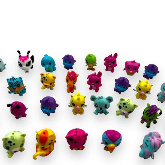 Colorful Mini Animal Figurines  Hatchimals SML Colleggtibles & Pixies Lot 31 LSP - Picture 2 of 8
